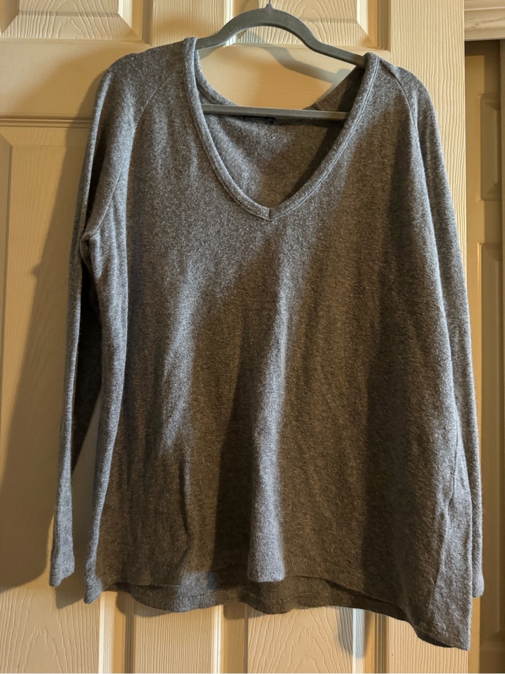 Brandy Melville-Grey V-Neck Cozy Lightweight Sweater